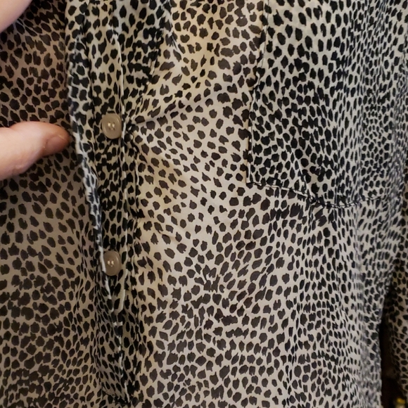 Blouse - Picture 2 of 5